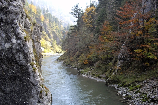 Die Ache bei der Entenlochklamm bei Klobenstein