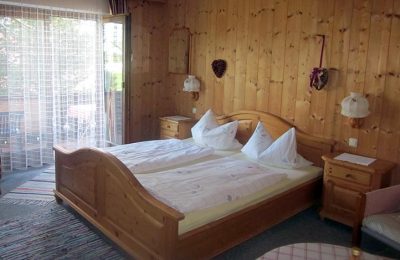 Doppelzimmer Hochplatte Gästehaus Pöppl Zimmer 04 Hochplatte Schlafen
